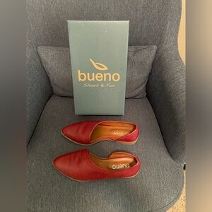 Bueno Red Women's Shoes